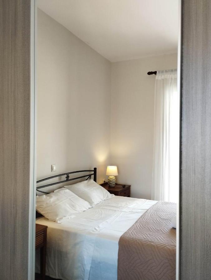 Angelos Apartments Каравомилос Екстериор снимка