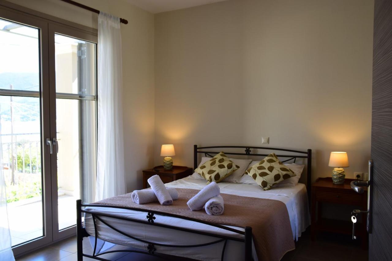 Angelos Apartments Каравомилос Екстериор снимка