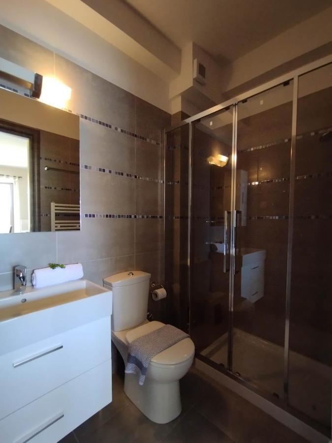 Angelos Apartments Каравомилос Екстериор снимка