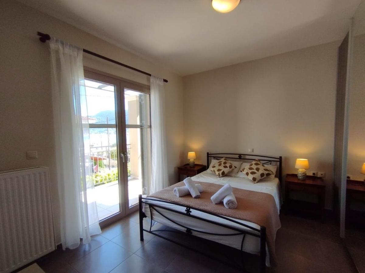 Angelos Apartments Каравомилос Екстериор снимка